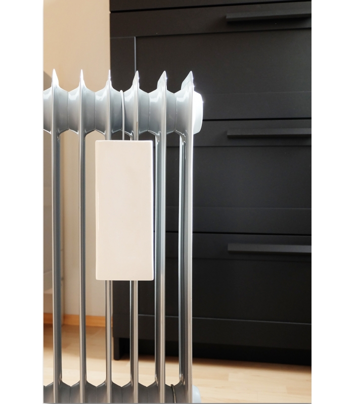 Saturateur radiateur Chien, humidificateur d'air à suspendre avec crochet  inclus, acier inox, Ø 5x20 cm, blanc